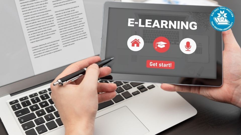 Học đại học từ xa là học như thế nào?
